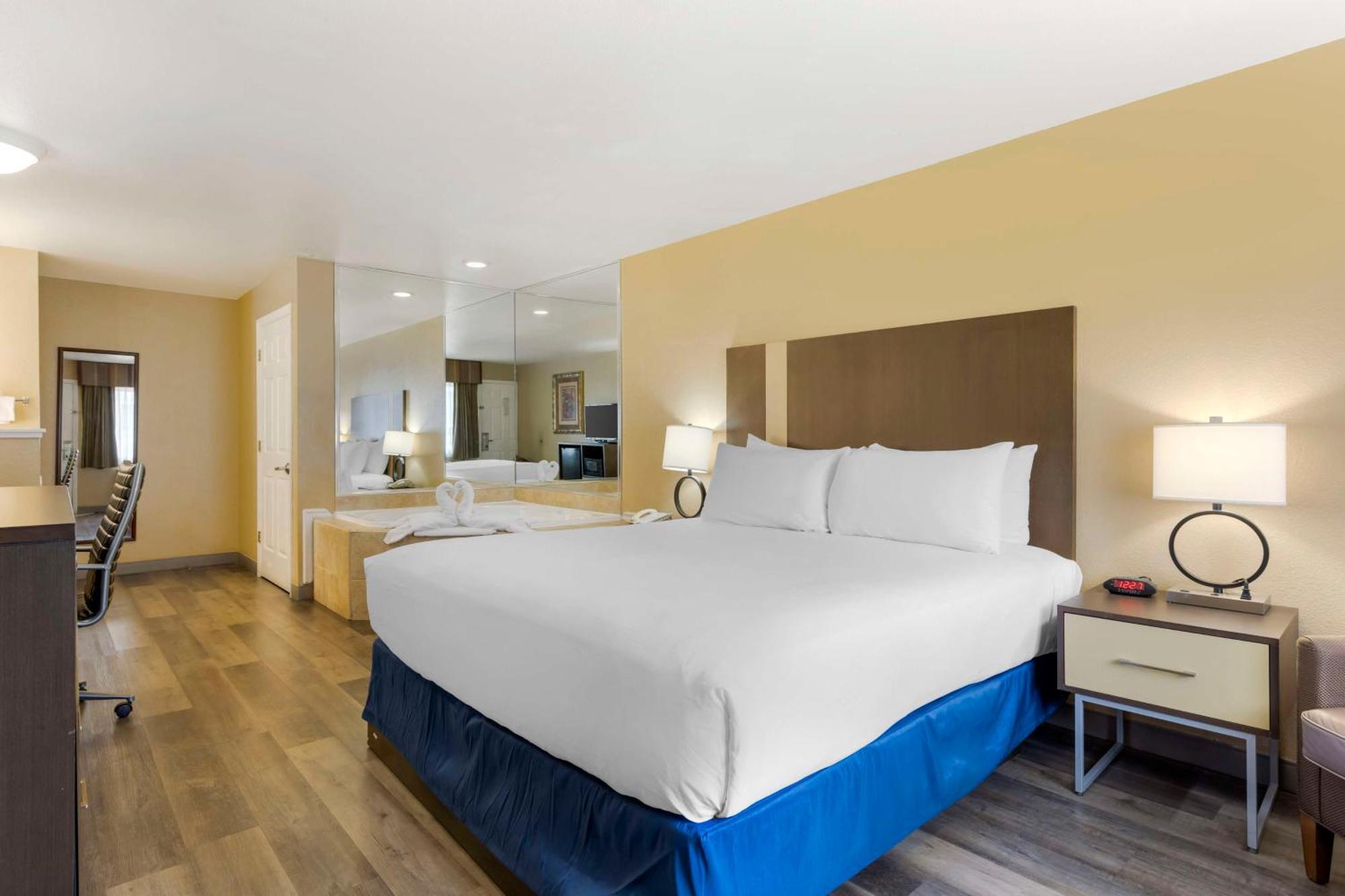 Best Western Fallon Inn & Suites Exterior photo