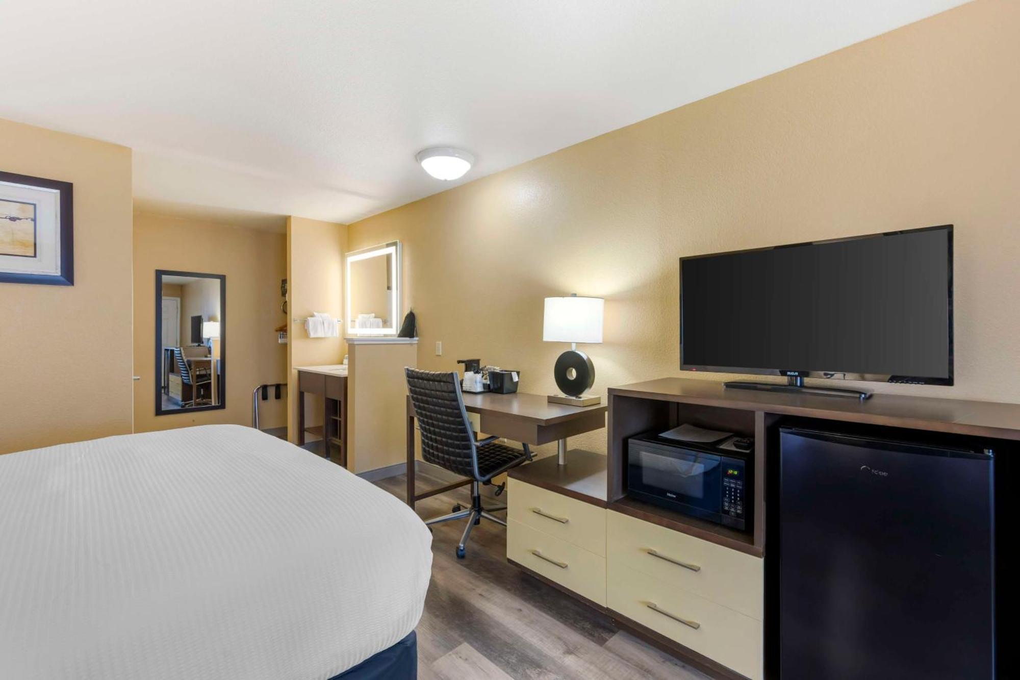 Best Western Fallon Inn & Suites Exterior photo