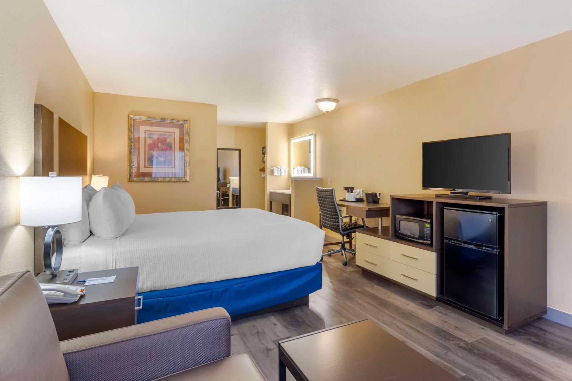 Best Western Fallon Inn & Suites Exterior photo