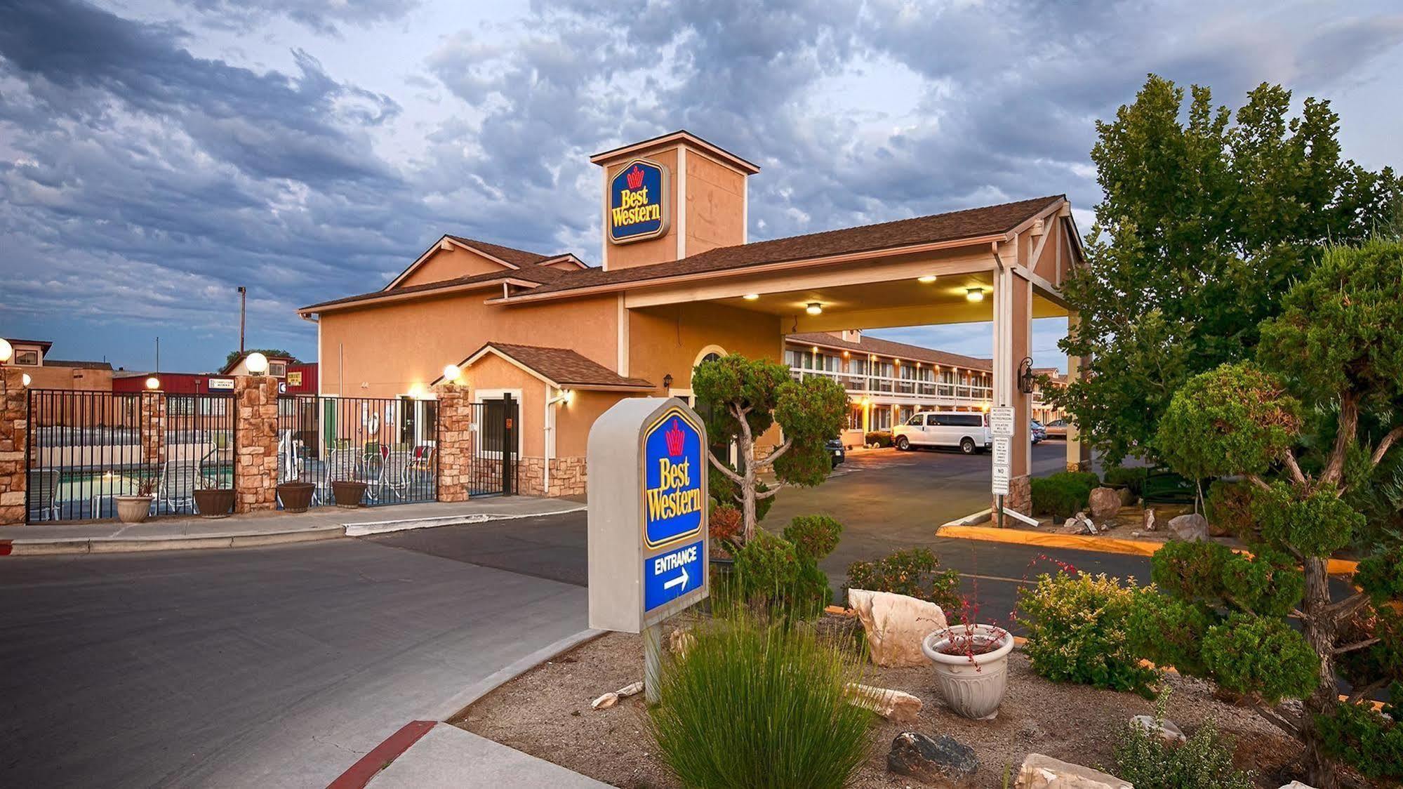 Best Western Fallon Inn & Suites Exterior photo